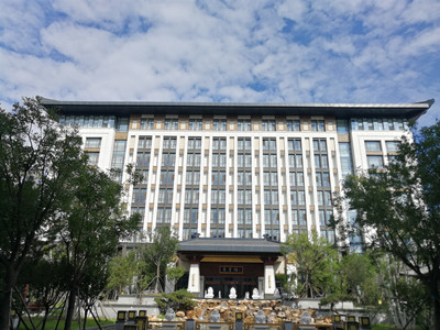 涞源华中贵宾楼空调工程